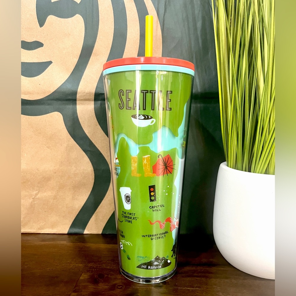 ☔️🌲Starbucks SEATTLE SPACE NEEDLE Iconic Tumbler Venti 24oz